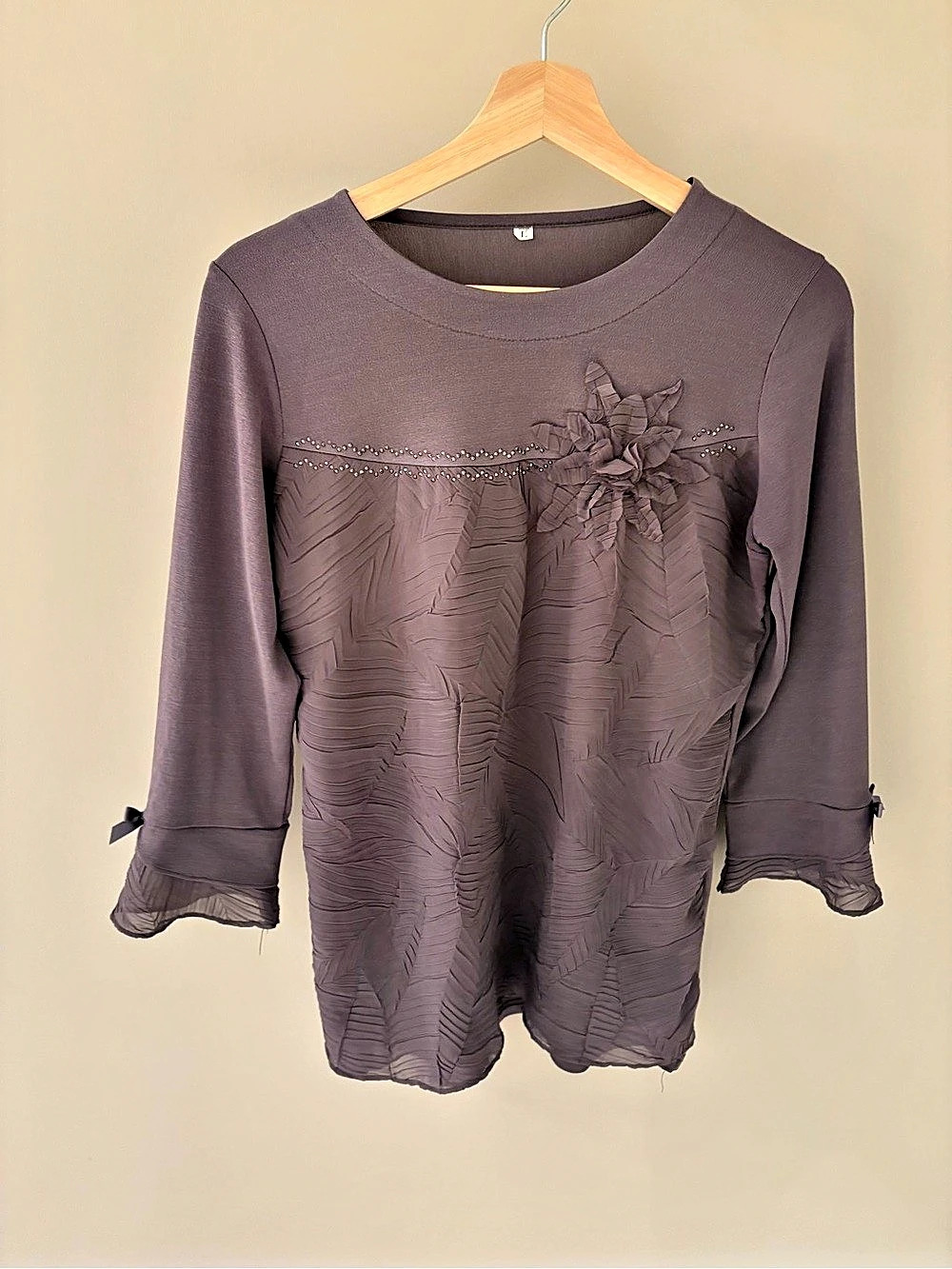 Long Sleeve Tunic in Brown Like New
